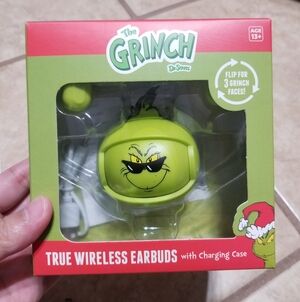 Dr. Seuss The Grinch True Wireless Earbuds With Flip The Faces Charging Case
